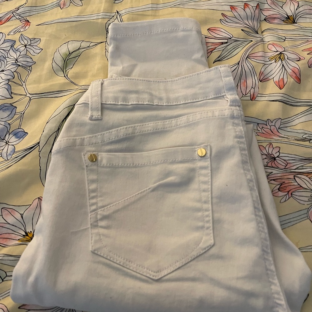 Pants - Picture 4 of 4